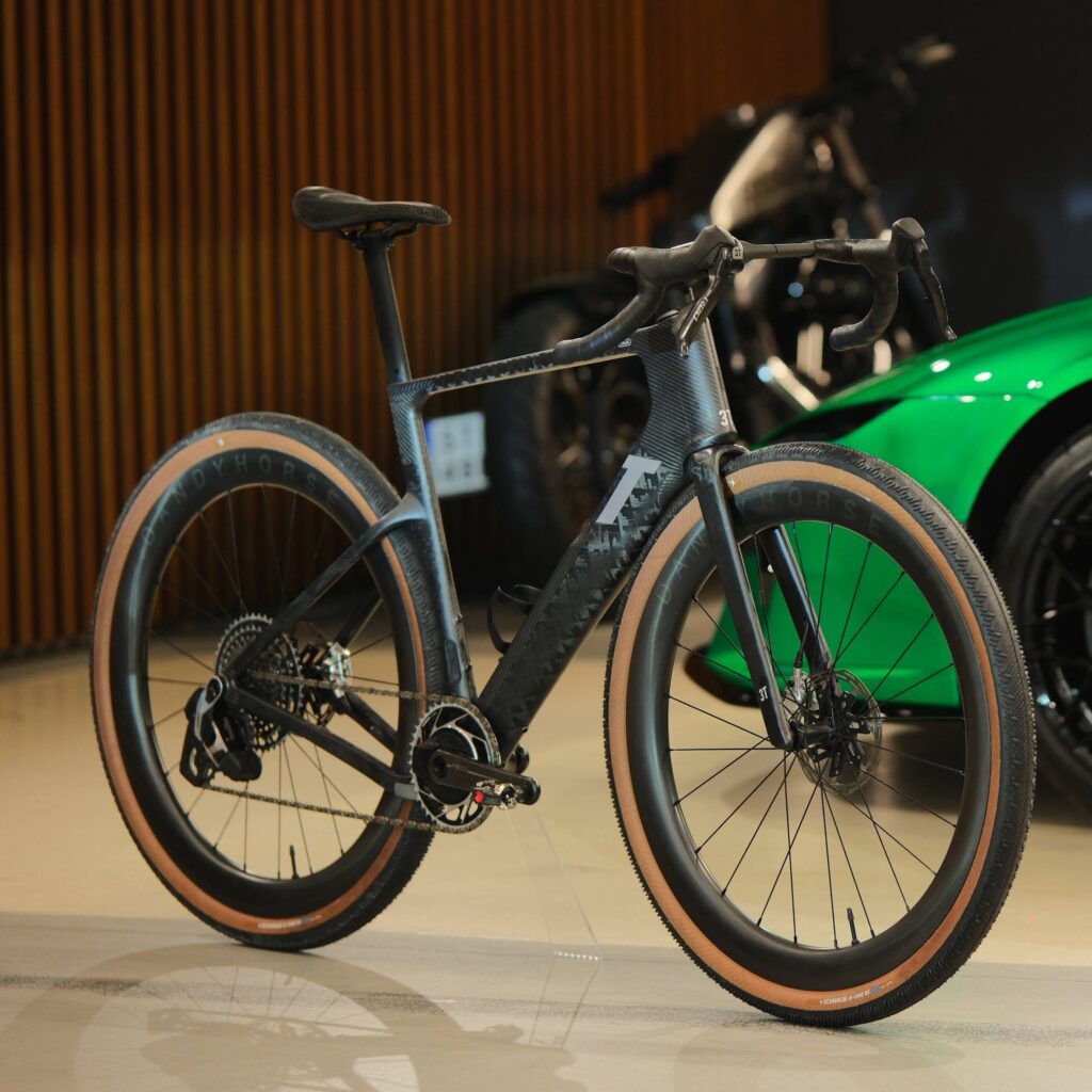 Dandy Horse GRX 52 na rowerze 3T